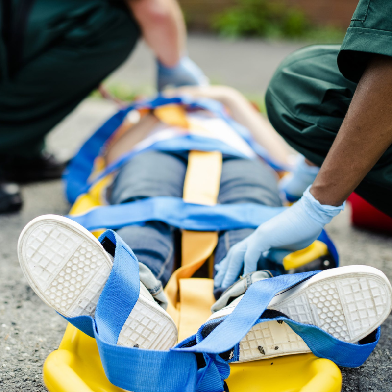 COMPORTAMIENTO Y PRIMEROS AUXILIOS EN CASO DE ACCIDENTES DE TRÁFICO I