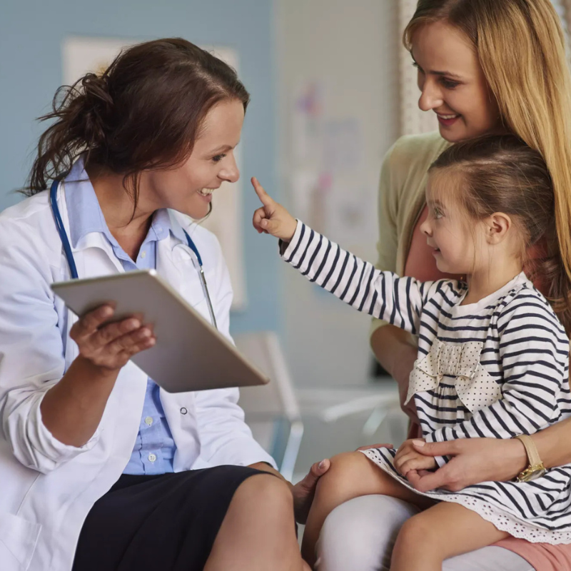 CUIDADOS EN EL PACIENTE PEDIÁTRICO POR EL TCAE