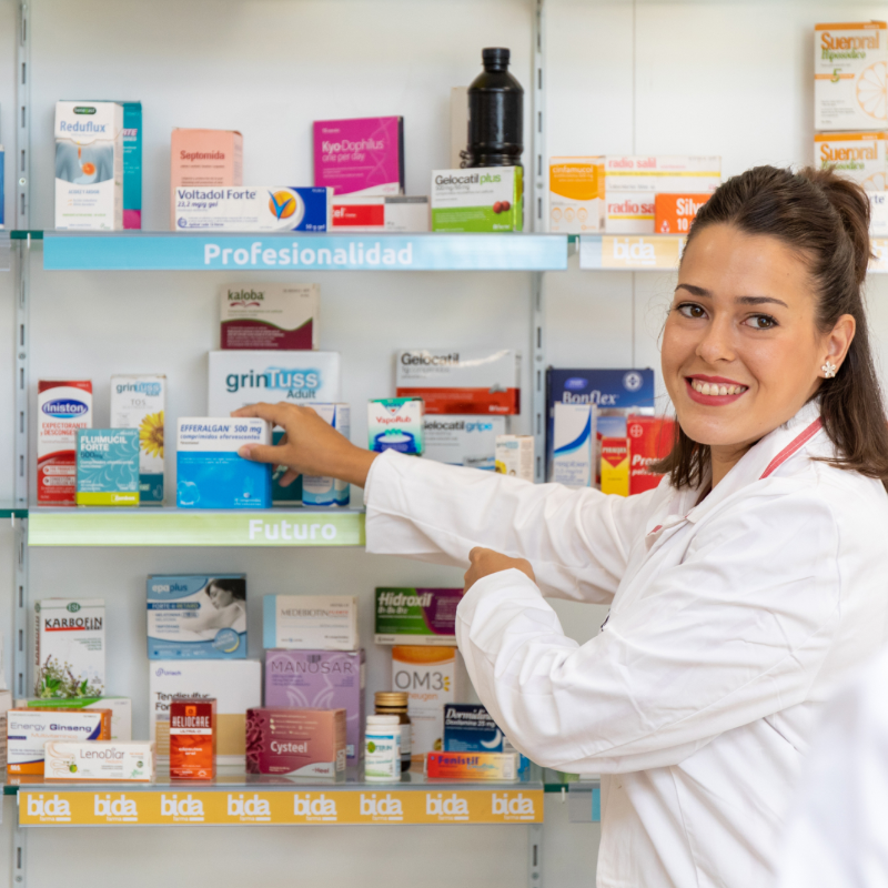 COMPETENCIAS Y FUNCIONES DEL TÉCNICO EN FARMACIA Y PARAFARMACIA