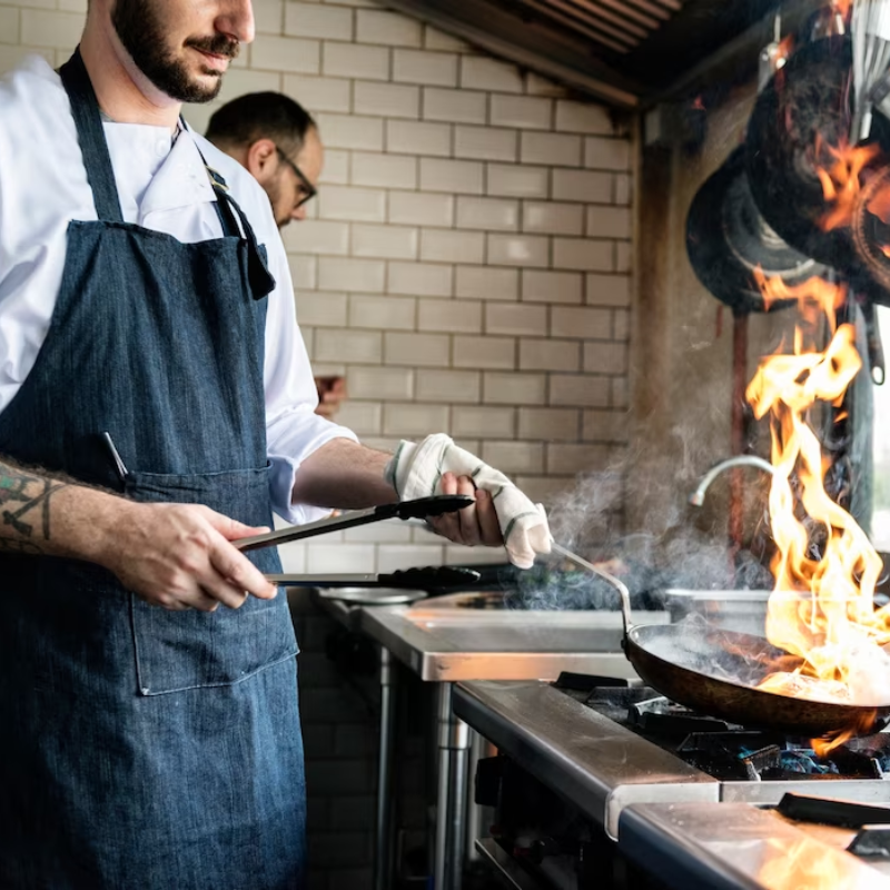 DISTRIBUCIÓN DEL TRABAJO EN LA COCINA HOSPITALARIA
